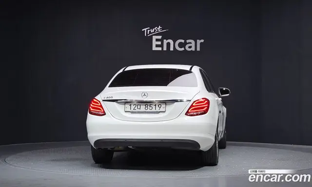 Mercedes-Benz C-Class 2017 2.0 автомат (гидро), миниатюра 4 Mercedes-Benz C-Class 2017 2.0 автомат (гидро), миниатюра 4