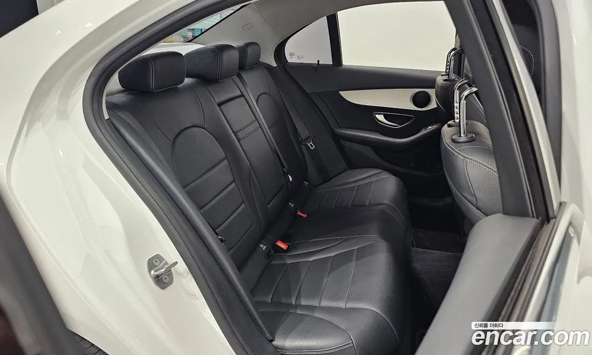 Mercedes-Benz C-Class 2017 2.0 автомат (гидро), фото 15
