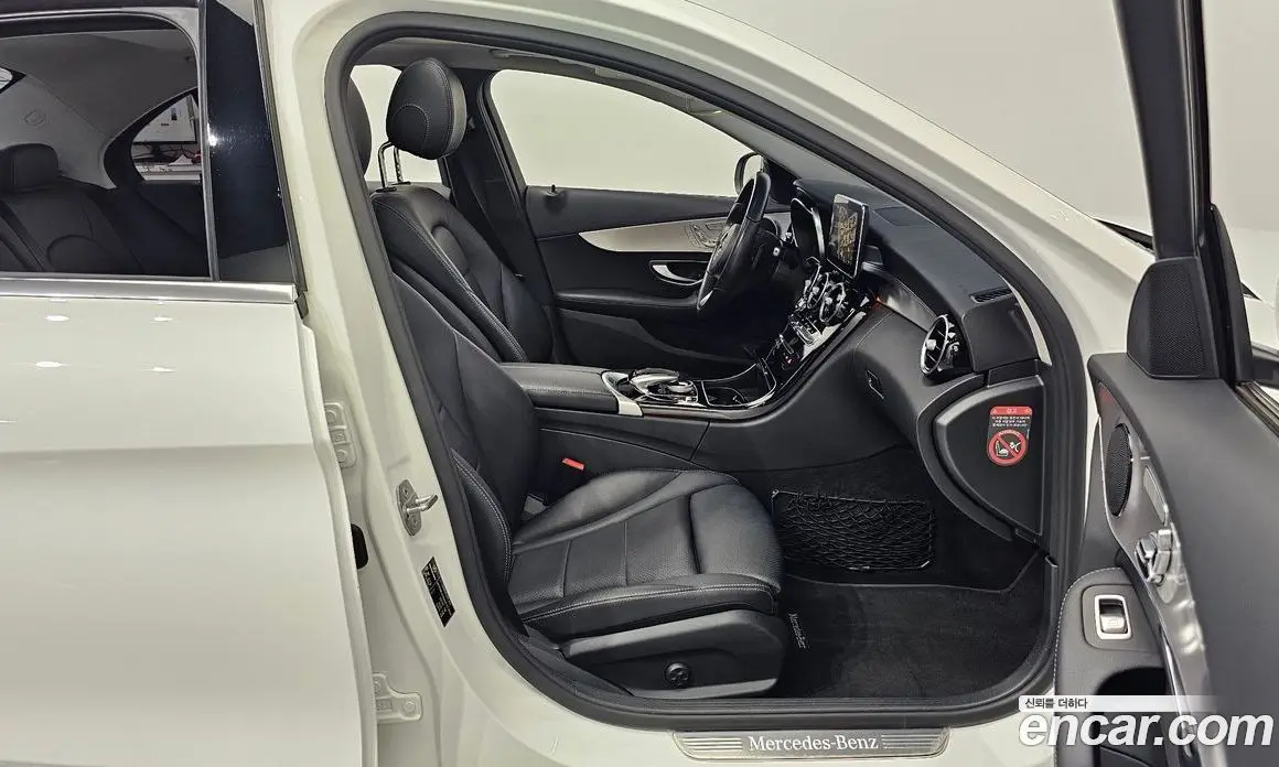 Mercedes-Benz C-Class 2017 2.0 автомат (гидро), фото 16