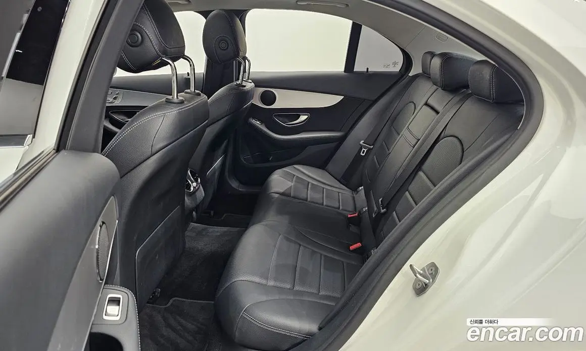 Mercedes-Benz C-Class 2017 2.0 автомат (гидро), фото 17