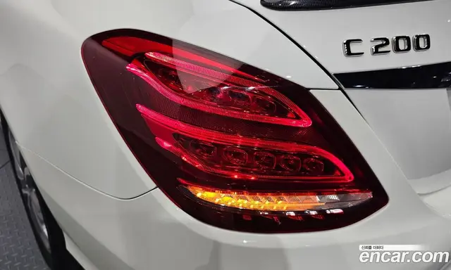 Mercedes-Benz C-Class 2017 2.0 автомат (гидро), миниатюра 8