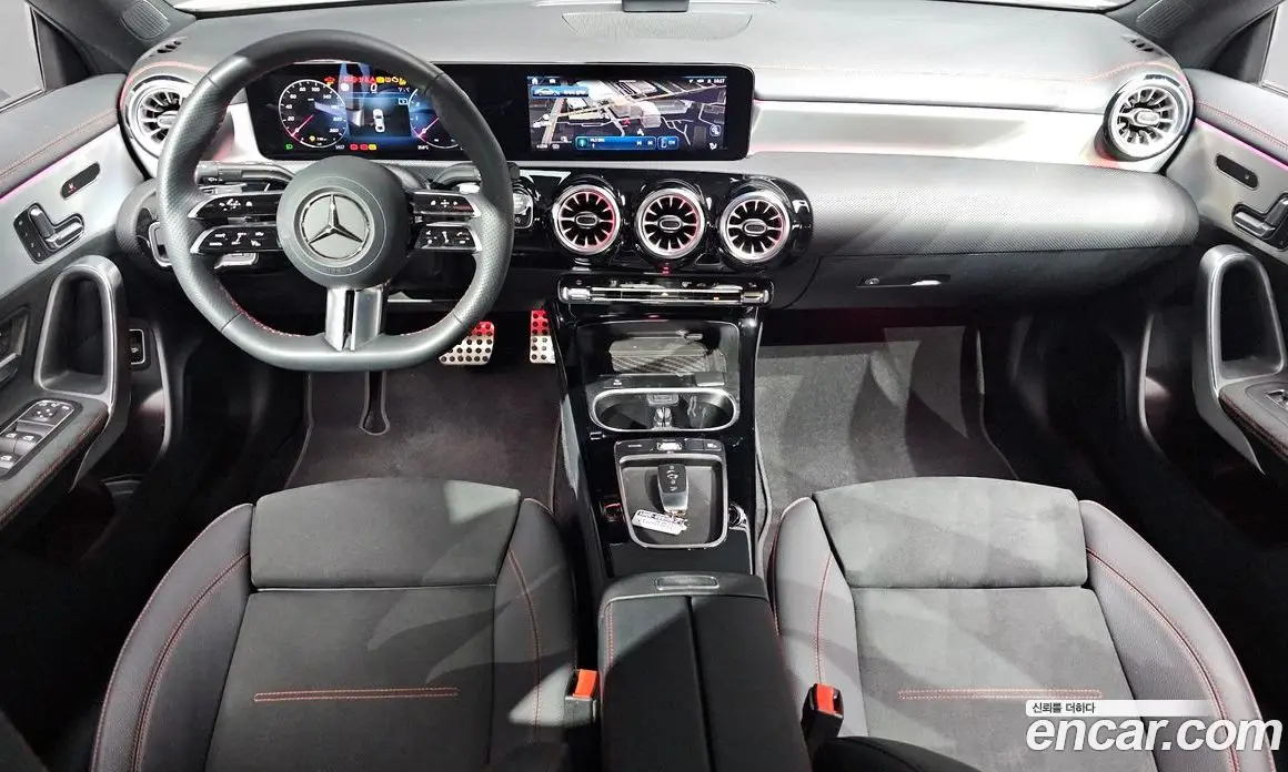 Mercedes-Benz CLA-Class 2024 2.0 автомат (гидро), фото 10 Mercedes-Benz CLA-Class 2024 2.0 автомат (гидро), фото 10