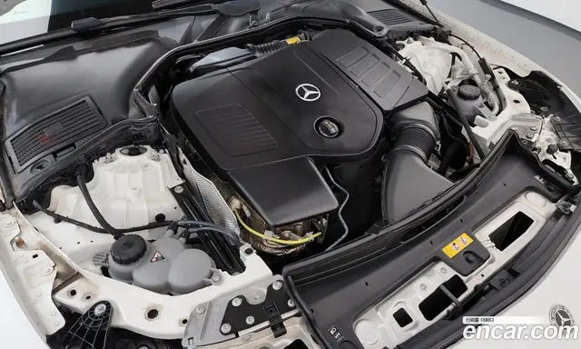 Mercedes-Benz CLE-Class 2024 2.0 автомат (гидро), миниатюра 6 Mercedes-Benz CLE-Class 2024 2.0 автомат (гидро), миниатюра 6