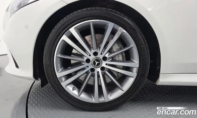 Mercedes-Benz CLS-Class 2019 2.9 автомат (гидро), миниатюра 5