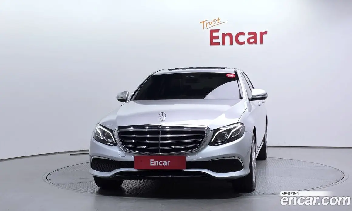Mercedes-Benz E-Class 2018 1.9 автомат (гидро), фото 3 Mercedes-Benz E-Class 2018 1.9 автомат (гидро), фото 3