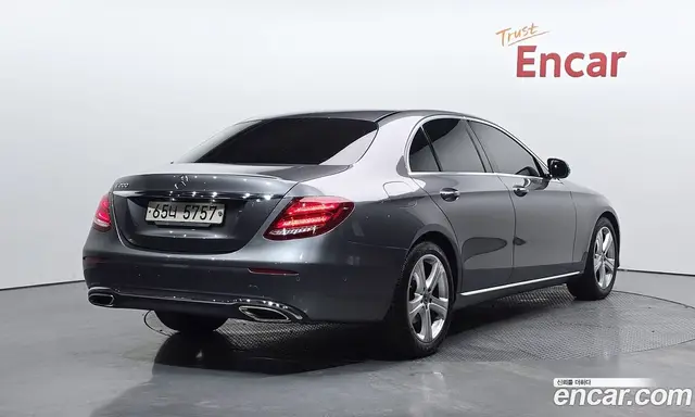 Mercedes-Benz E-Class, 2018, 82 470 км