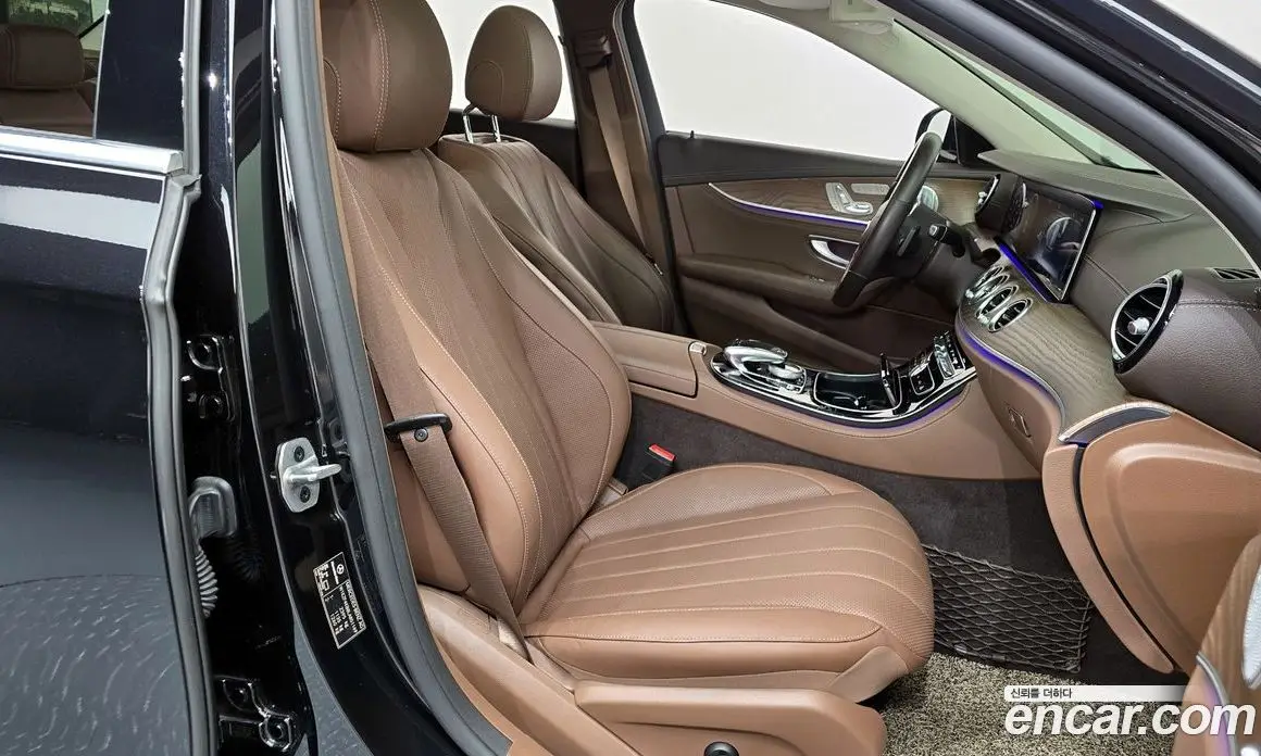 Mercedes-Benz E-Class 2020 2.0 автомат (гидро), фото 16