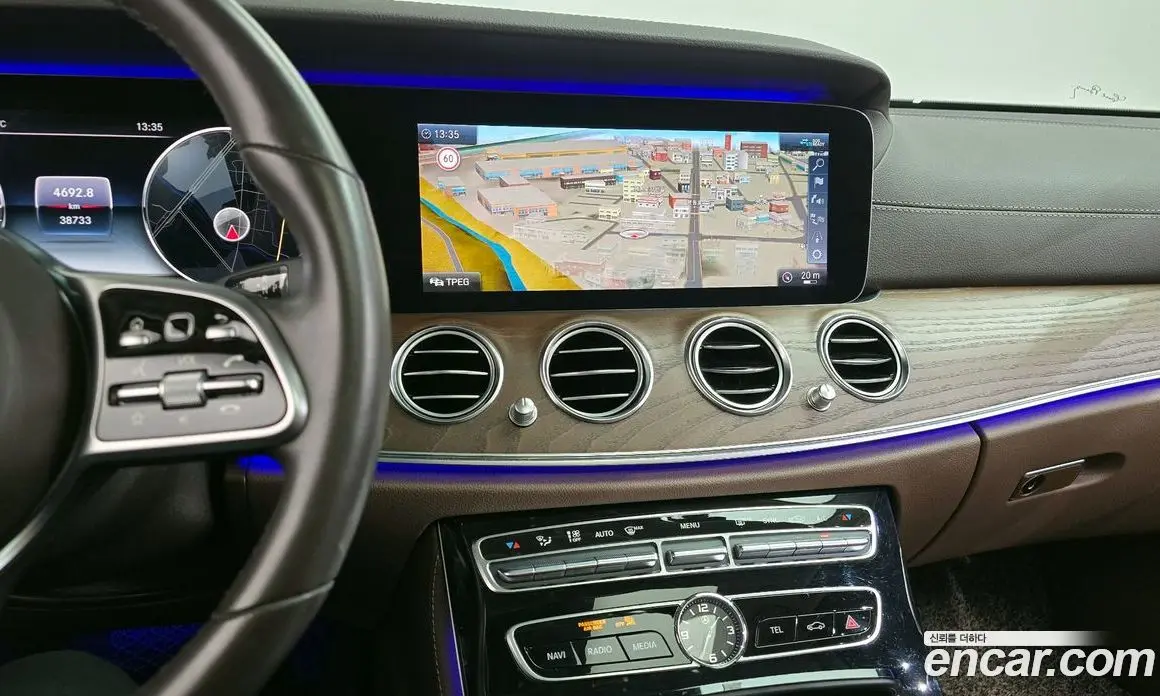 Mercedes-Benz E-Class 2020 2.0 автомат (гидро), фото 18