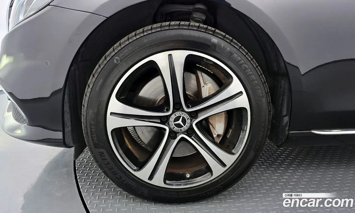 Mercedes-Benz E-Class 2020 2.0 автомат (гидро), фото 5