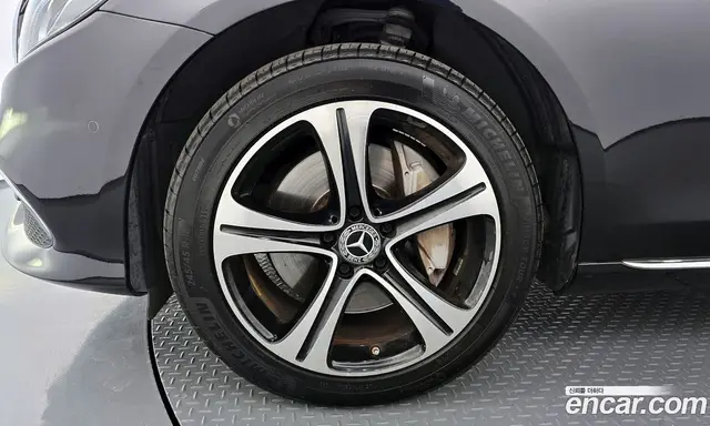 Mercedes-Benz E-Class 2020 2.0 автомат (гидро), миниатюра 5