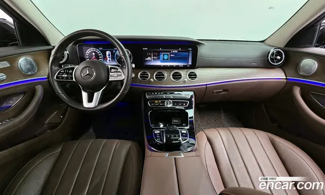 Mercedes-Benz E-Class 2020 2.0 автомат (гидро), миниатюра 10