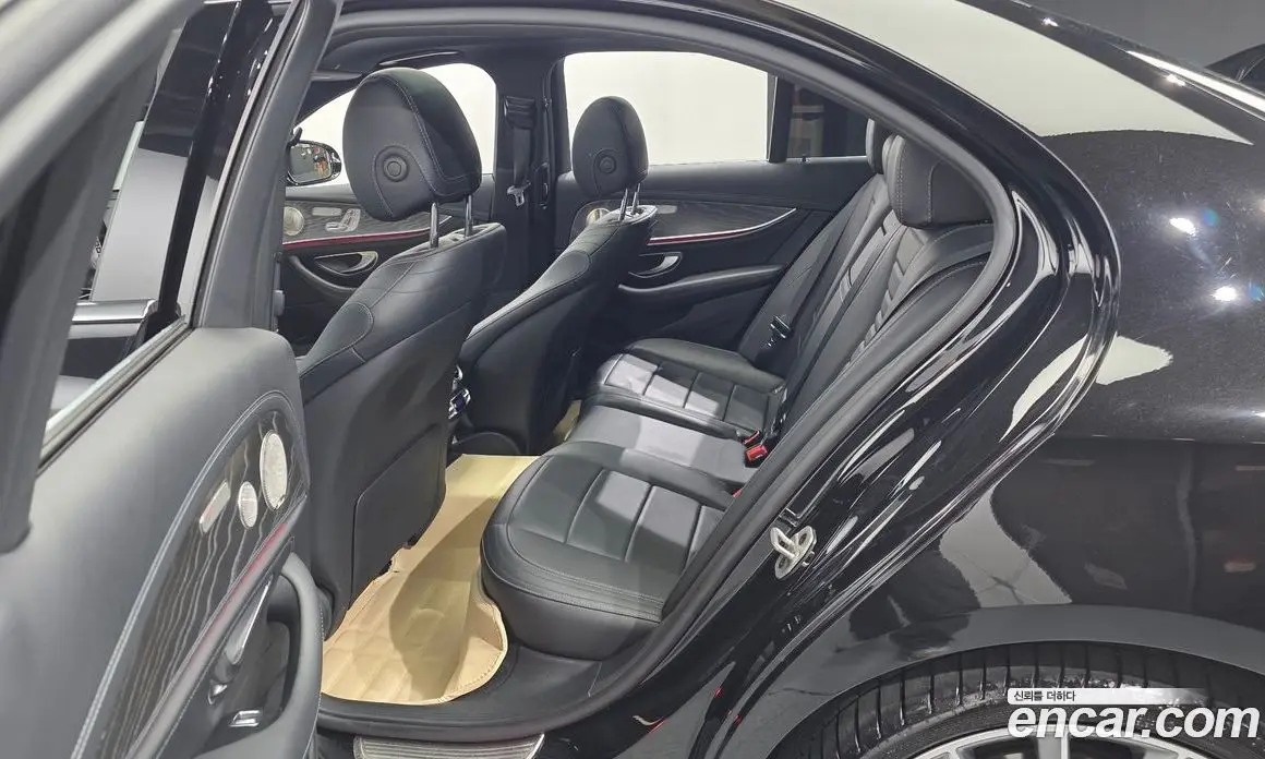 Mercedes-Benz E-Class 2021 2.0 автомат (гидро), фото 17