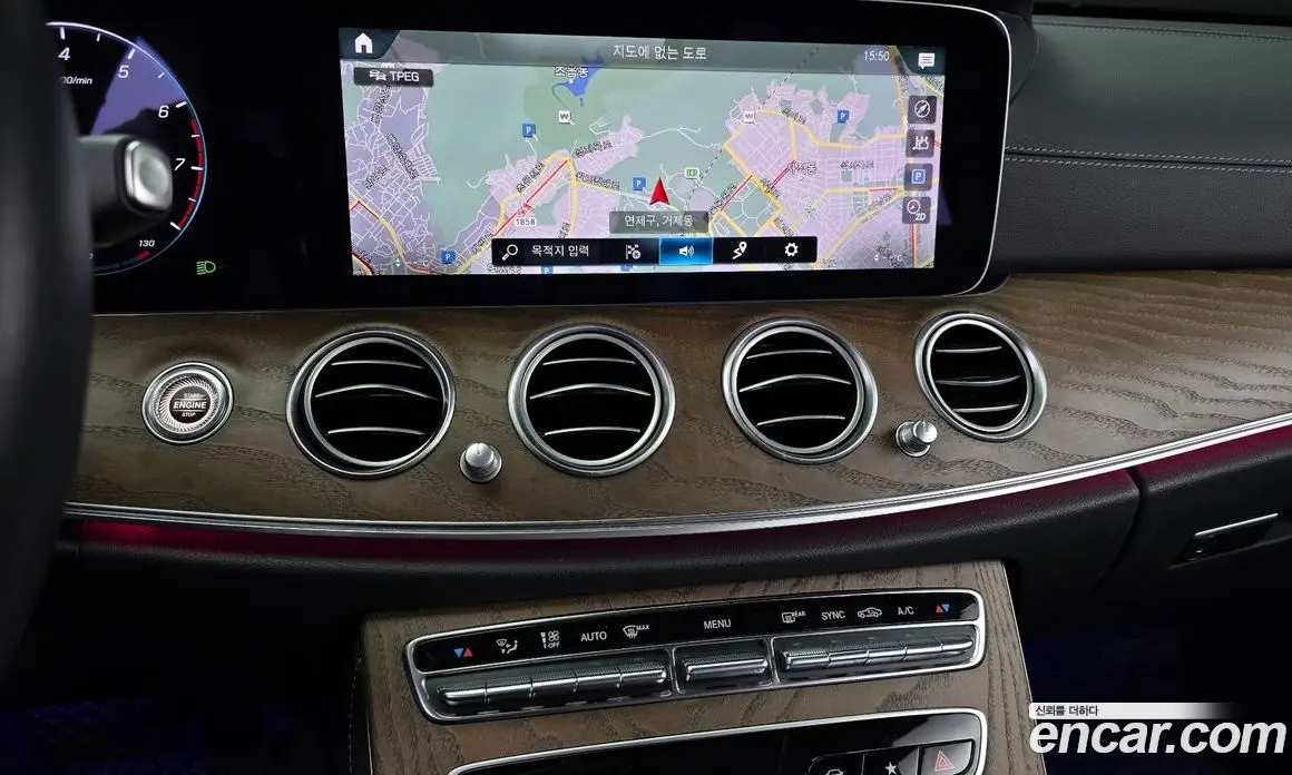 Mercedes-Benz E-Class 2022 2.0 автомат (гидро), фото 14