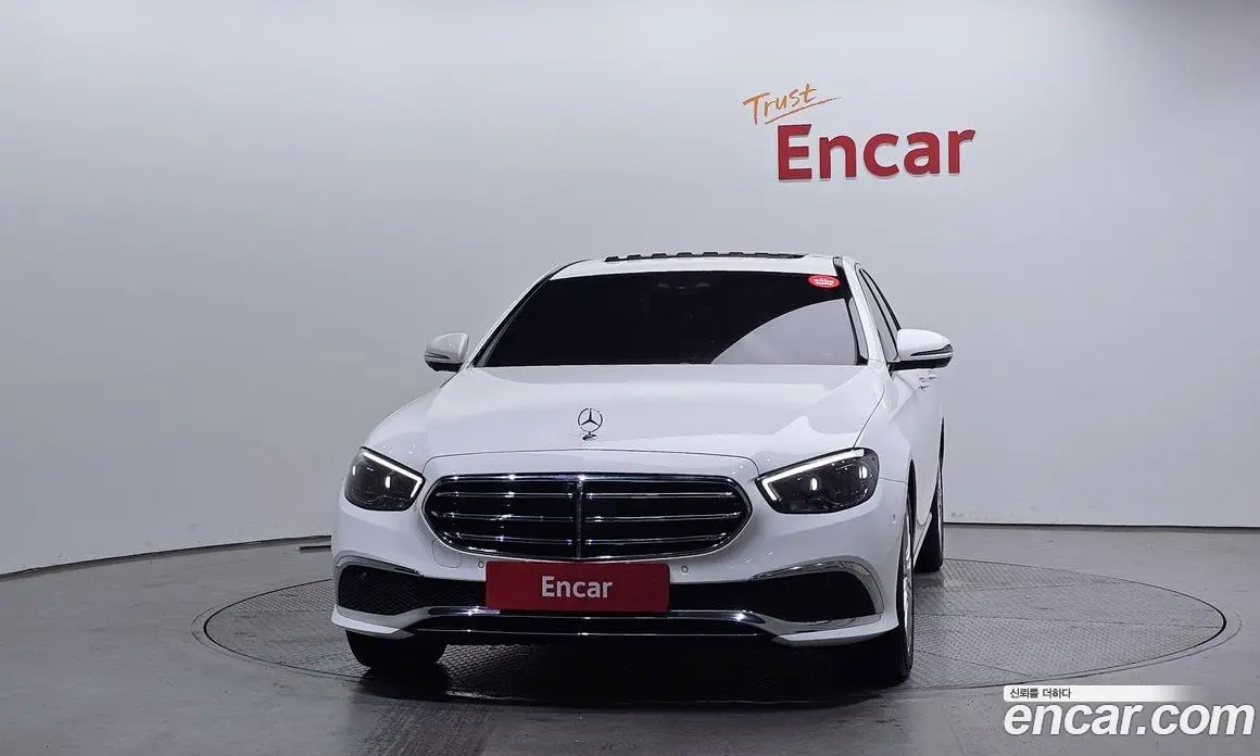 Mercedes-Benz E-Class 2022 2.0 автомат (гидро), фото 3
