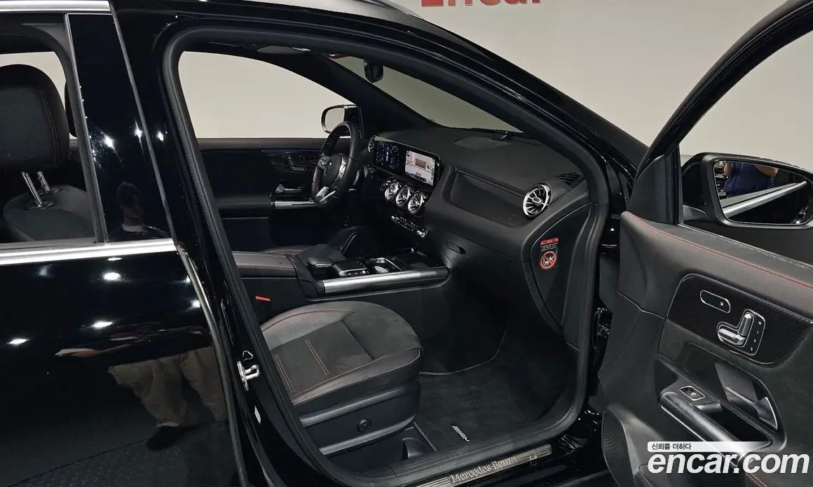 Mercedes-Benz GLA-Class 2020 2.0 автомат (гидро), фото 16 Mercedes-Benz GLA-Class 2020 2.0 автомат (гидро), фото 16