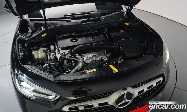 Mercedes-Benz GLA-Class 2020 2.0 автомат (гидро), миниатюра 5 Mercedes-Benz GLA-Class 2020 2.0 автомат (гидро), миниатюра 5