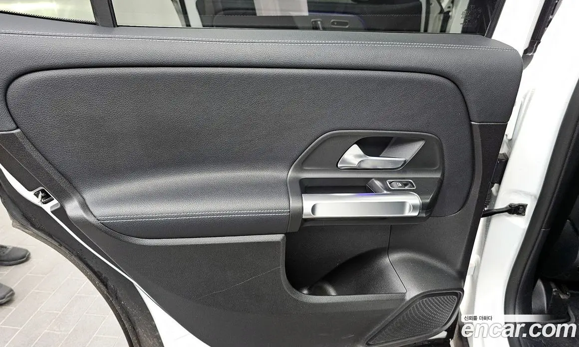 Mercedes-Benz GLB-Class 2020 2.0 автомат (гидро), фото 15 Mercedes-Benz GLB-Class 2020 2.0 автомат (гидро), фото 15