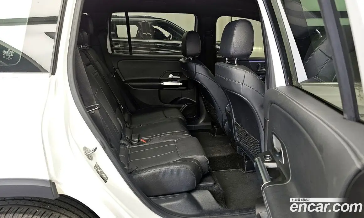 Mercedes-Benz GLB-Class 2020 2.0 автомат (гидро), фото 18 Mercedes-Benz GLB-Class 2020 2.0 автомат (гидро), фото 18