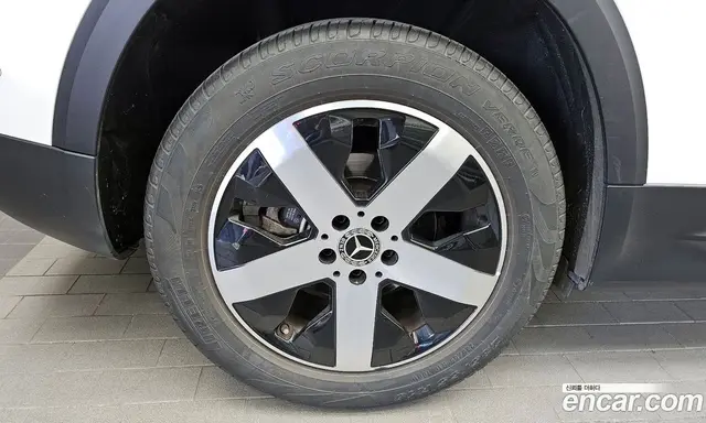 Mercedes-Benz GLB-Class 2020 2.0 автомат (гидро), миниатюра 5 Mercedes-Benz GLB-Class 2020 2.0 автомат (гидро), миниатюра 5