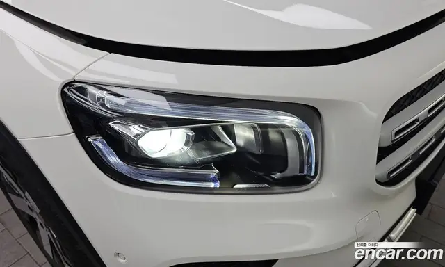 Mercedes-Benz GLB-Class 2020 2.0 автомат (гидро), миниатюра 8 Mercedes-Benz GLB-Class 2020 2.0 автомат (гидро), миниатюра 8