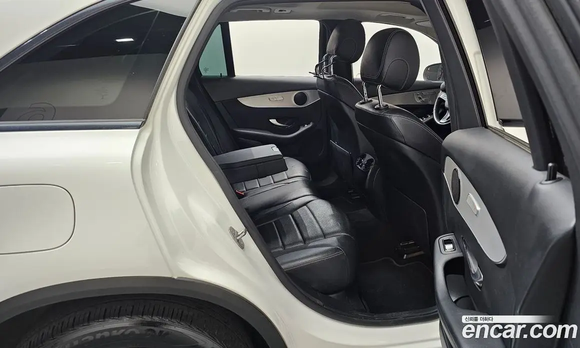 Mercedes-Benz GLC-Class 2018 2.0 автомат (гидро), фото 17 Mercedes-Benz GLC-Class 2018 2.0 автомат (гидро), фото 17