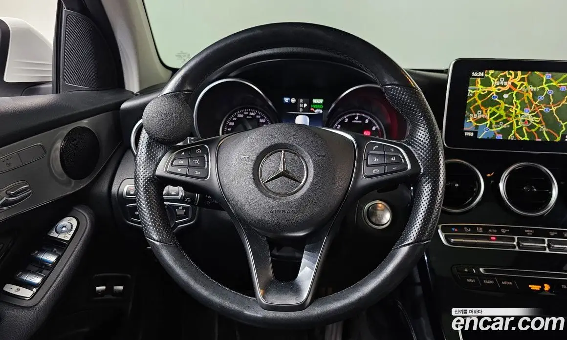 Mercedes-Benz GLC-Class 2018 2.0 автомат (гидро), фото 18 Mercedes-Benz GLC-Class 2018 2.0 автомат (гидро), фото 18