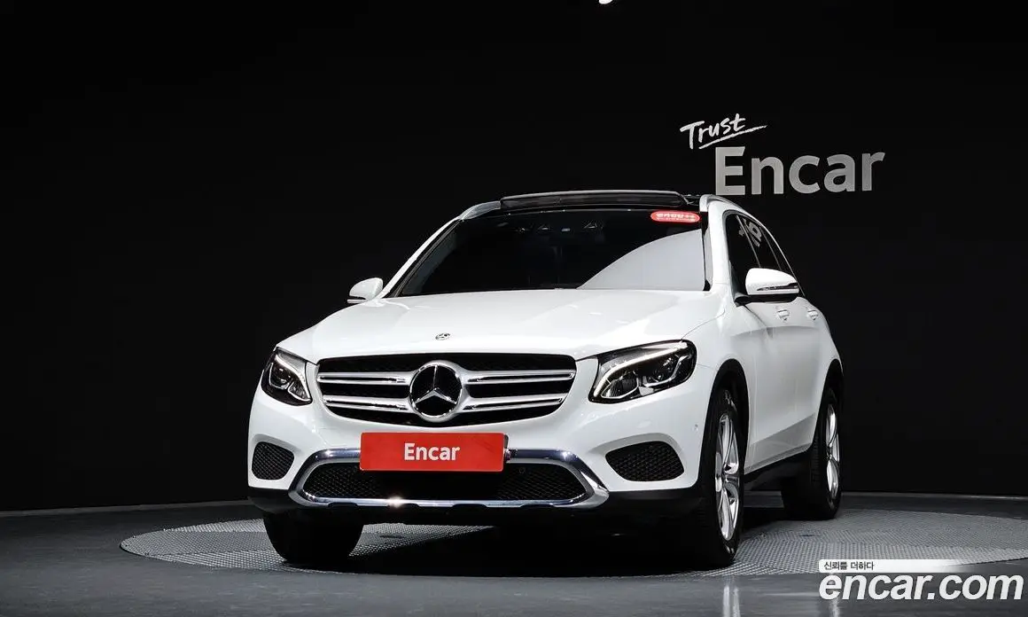 Mercedes-Benz GLC-Class 2018 2.1 автомат (гидро), фото 2 Mercedes-Benz GLC-Class 2018 2.1 автомат (гидро), фото 2