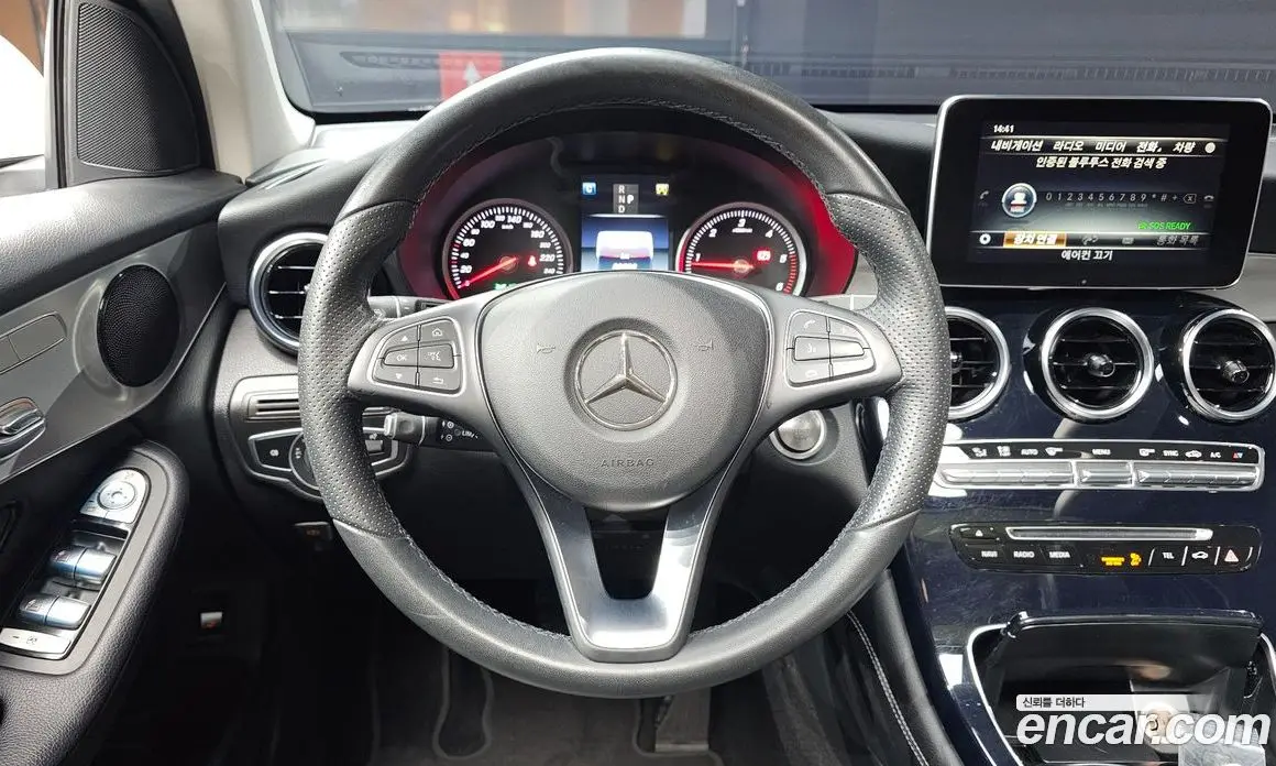 Mercedes-Benz GLC-Class 2018 2.1 автомат (гидро), фото 18 Mercedes-Benz GLC-Class 2018 2.1 автомат (гидро), фото 18
