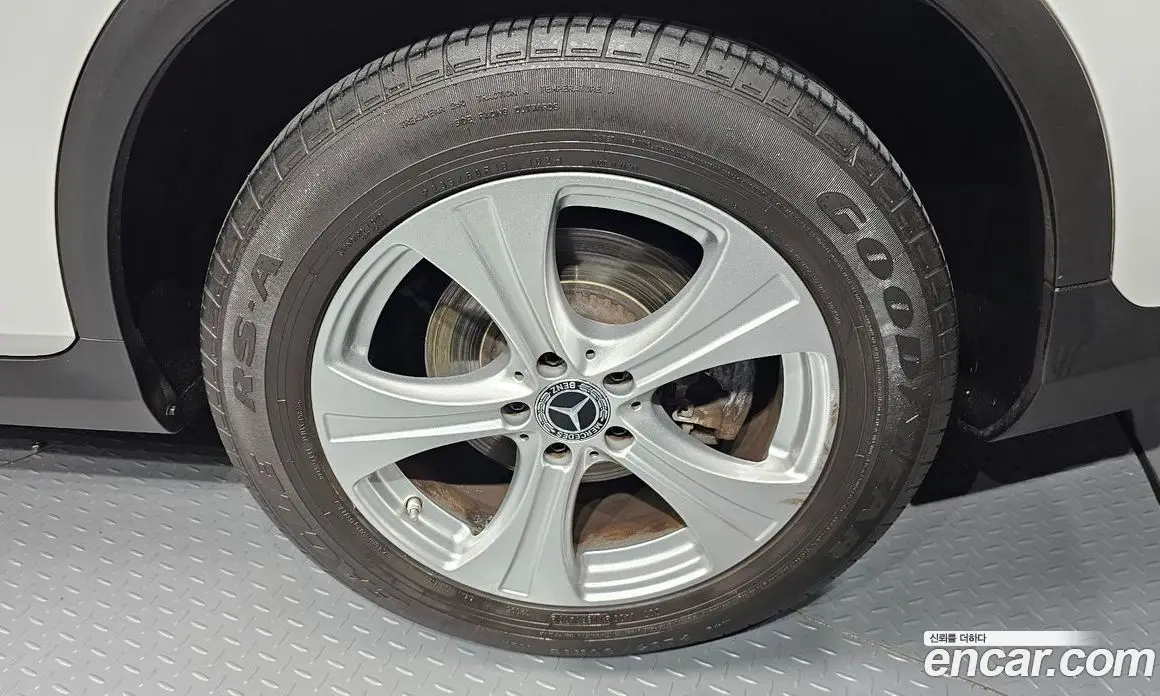 Mercedes-Benz GLC-Class 2018 2.1 автомат (гидро), фото 6 Mercedes-Benz GLC-Class 2018 2.1 автомат (гидро), фото 6