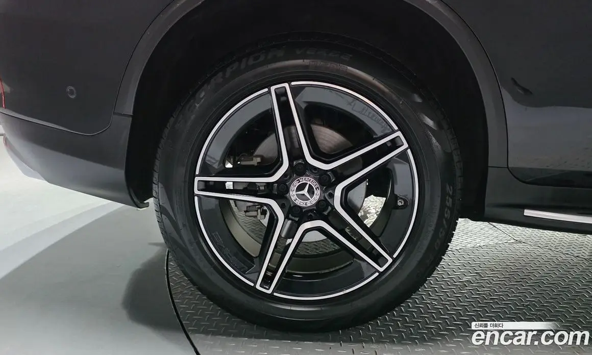 Mercedes-Benz GLC-Class 2022 2.0 автомат (гидро), фото 5