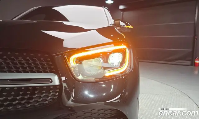 Mercedes-Benz GLC-Class 2022 2.0 автомат (гидро), миниатюра 8