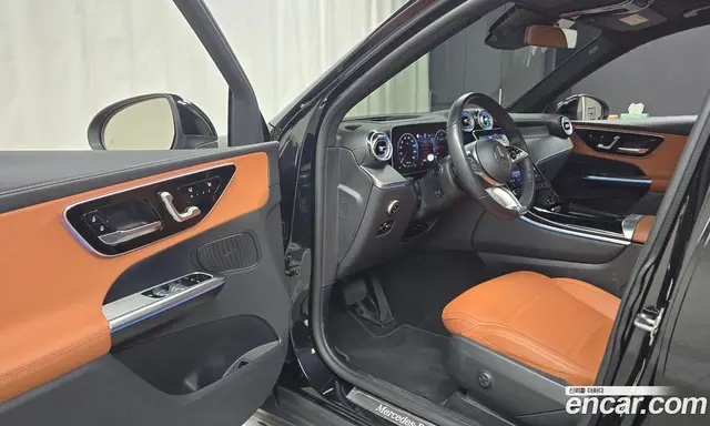 Mercedes-Benz GLC-Class 2023 2.0 автомат (гидро), миниатюра 12