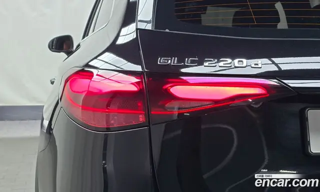Mercedes-Benz GLC-Class 2023 2.0 автомат (гидро), миниатюра 8 Mercedes-Benz GLC-Class 2023 2.0 автомат (гидро), миниатюра 8