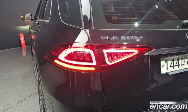 Mercedes-Benz GLE-Class 2020 1.9 автомат (гидро), миниатюра 8 Mercedes-Benz GLE-Class 2020 1.9 автомат (гидро), миниатюра 8
