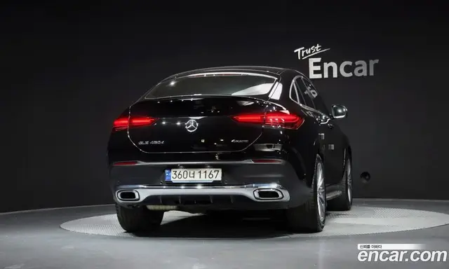 Mercedes-Benz GLE-Class 2023 3.0 автомат (гидро), миниатюра 4