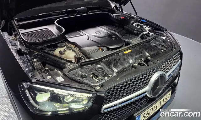 Mercedes-Benz GLE-Class 2023 3.0 автомат (гидро), миниатюра 6