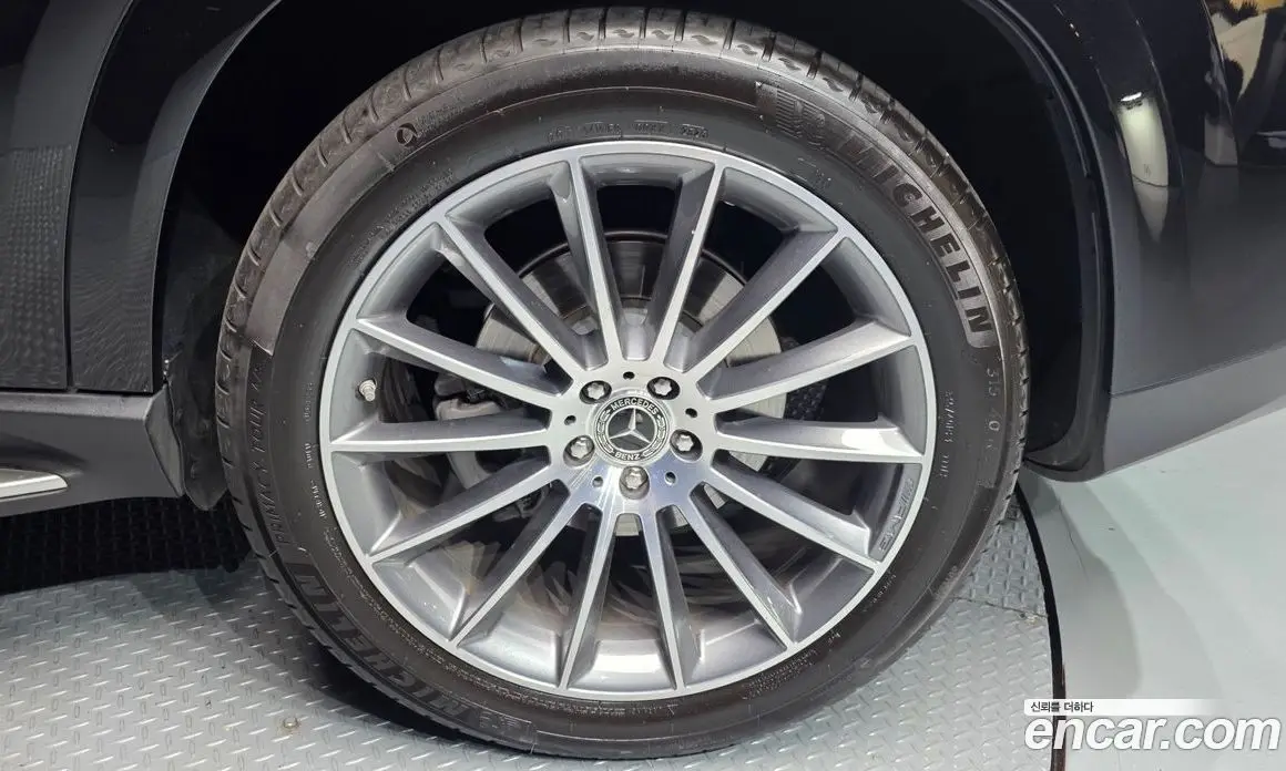 Mercedes-Benz GLE-Class 2023 3.0 автомат (гидро), фото 7