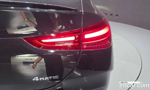 Mercedes-Benz GLE-Class 2023 3.0 автомат (гидро), миниатюра 9