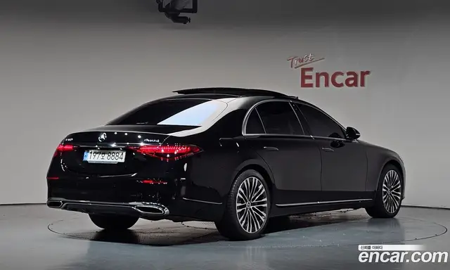 Mercedes-Benz S-Class 2022 4.0 автомат (гидро), миниатюра 2