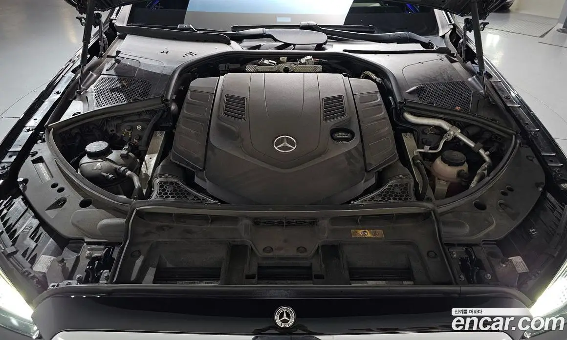 Mercedes-Benz S-Class 2022 4.0 автомат (гидро), фото 6