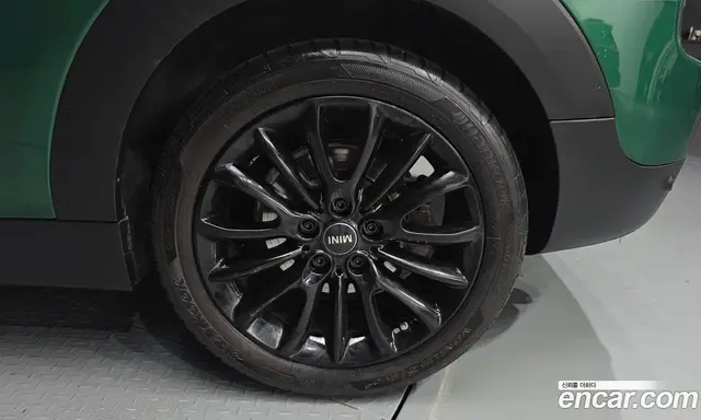 Mini Clubman 2020 1.5 автомат (гидро), миниатюра 6 Mini Clubman 2020 1.5 автомат (гидро), миниатюра 6