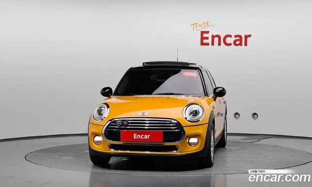 Mini Cooper 2015 1.5 автомат (гидро), миниатюра 2