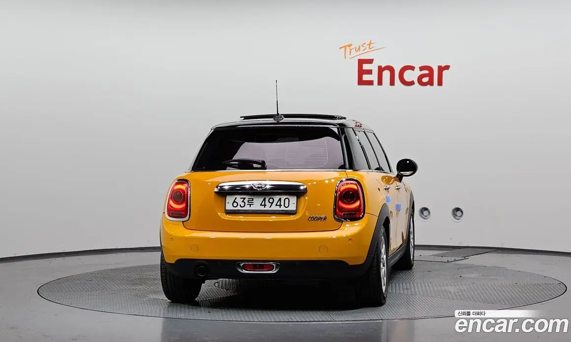 Mini Cooper 2015 1.5 автомат (гидро), фото 3