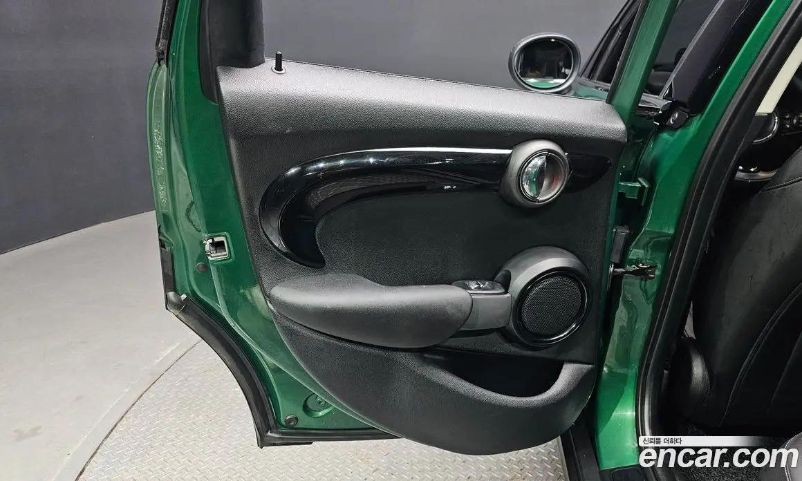 Mini Cooper 2019 2.0 автомат (гидро), фото 14