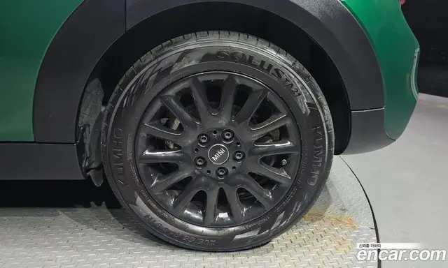 Mini Cooper 2019 2.0 автомат (гидро), миниатюра 6