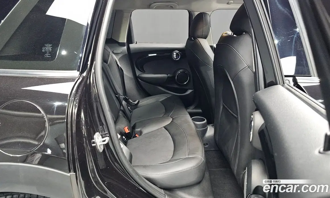 Mini Cooper 2020 1.5 автомат (гидро), фото 17