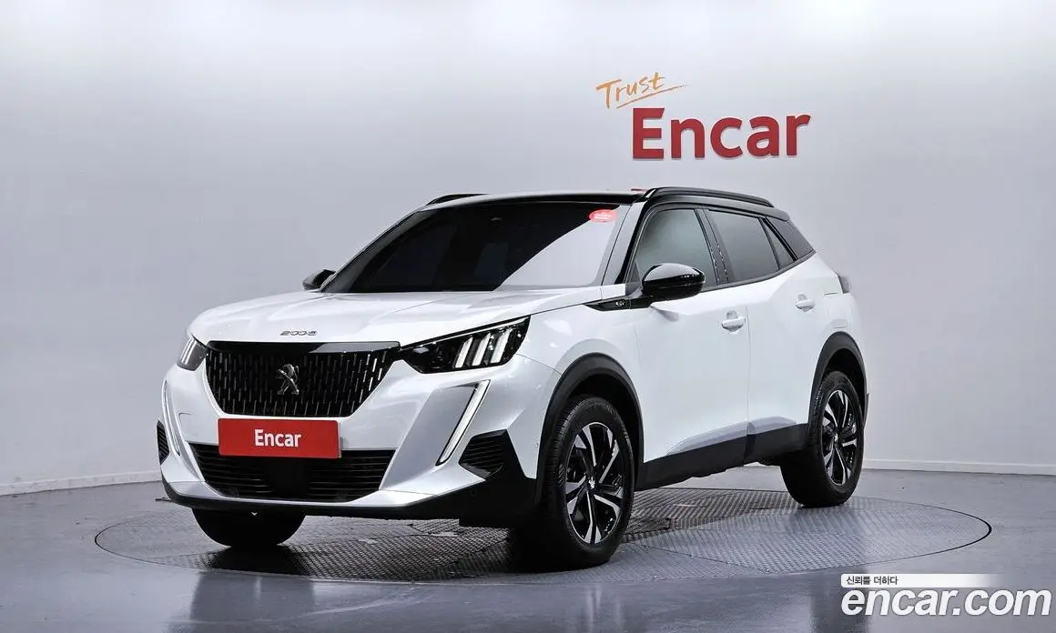 Peugeot 2008 2023 1.5 автомат (гидро), фото 1 Peugeot 2008 2023 1.5 автомат (гидро), фото 1