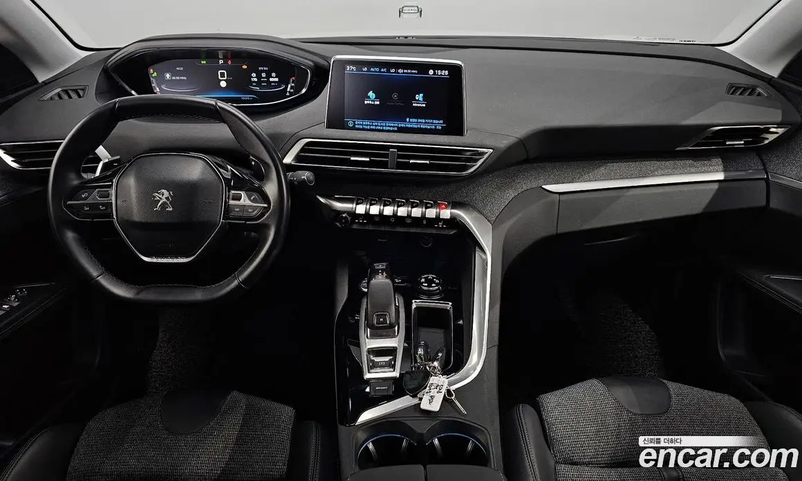Peugeot 5008 2018 1.6 автомат (гидро), фото 9 Peugeot 5008 2018 1.6 автомат (гидро), фото 9
