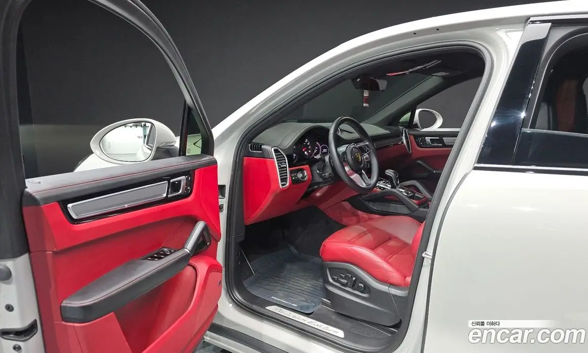 Porsche Cayenne 2023 3.0 автомат (гидро), фото 12