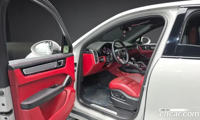 Porsche Cayenne 2023 3.0 автомат (гидро), миниатюра 12